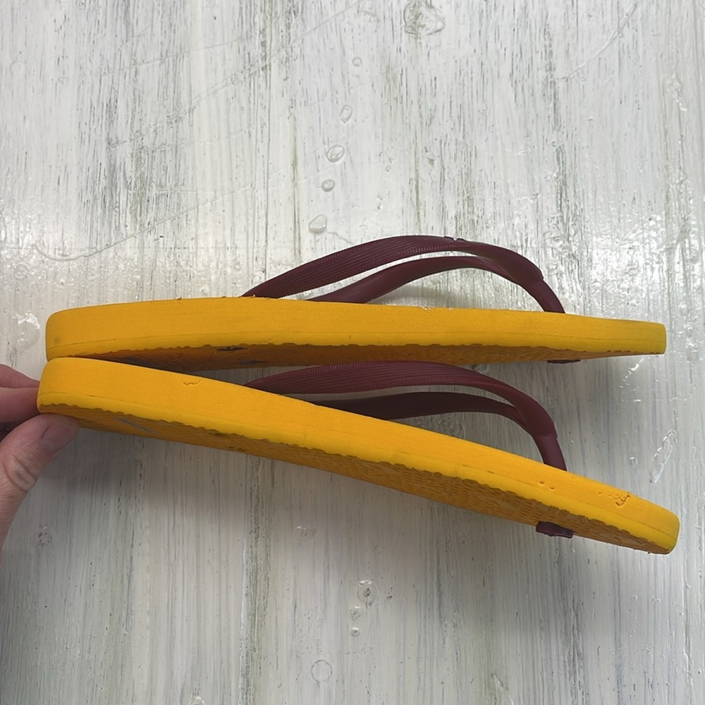 Victoria's Secret PINK Yellow/Maroon Tiger Flip Flops Sz S - Picture 8 of 9